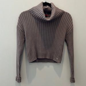 Guess Ribbed Cropped Turtle Neck, Size XS, Taupe, NWT